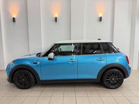 Używany Mini Cooper 136 KM (100 kW) 2018 Niebieski Hatchback