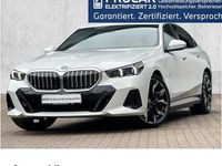 Gebraucht BMW 550e Comfort Edition 489 PS (359 kW) 2025 Weiß Limousine