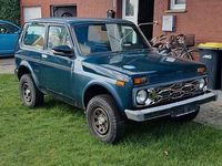 Gebraucht Lada niva 80 PS (58 kW) 2009 Grün SUV