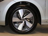 Gebraucht VW Passat 150 PS (110 kW) 2025 Silber Kombi