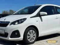 Gebraucht Peugeot 108 Active 72 PS (52 kW) 2021 Weiß Kleinwagen