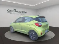 Gebraucht Hyundai i10 Trend 63 PS (46 kW) 2026 Lucid lime / met Kleinwagen