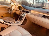 Gebraucht Volvo V70 2009 Gold Kombi