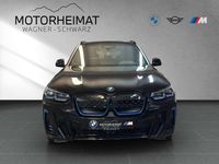 Gebraucht BMW iX3 Impressive 210 kW (286 PS) 2022 M carbonschwarz metallic SUV