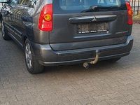 Usado Mitsubishi Space Star 111 HP (81 kW) 2003 Cinzento Monovolume