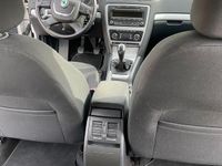 Gebraucht Skoda Octavia 152 PS (111 kW) 2012 Weiß Kombi
