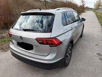 Gebraucht VW Tiguan Join 150 PS (110 kW) 2019 Silber SUV