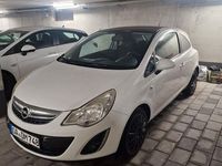 Gebraucht Opel Corsa Color Edition 101 PS (74 kW) 2011 Weiß Kleinwagen