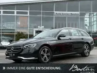 Usado Mercedes E200 160 CV (117 kW) 2023 Negro Familiar