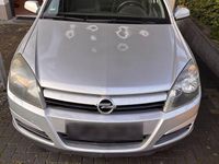 Gebraucht Opel Astra Edition 101 PS (74 kW) 2004 Silber Limousine