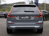 gebraucht Volvo XC60 2.0 Inscription AWD LEDER NAVI W-LAN LED