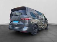 Gebraucht VW Multivan Style 150 PS (110 kW) 2023 Grau Van