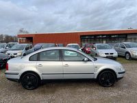 Gebraucht VW Passat Basis 125 PS (91 kW) 1998 Silber Limousine