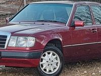 Gebraucht Mercedes 230 132 PS (97 kW) 1992 Rot Limousine