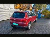 Gebraucht VW Tiguan 160 PS (117 kW) 2012 Rot SUV