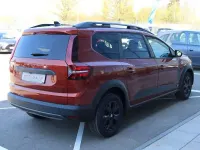 Usata Dacia Jogger Extreme 110 CV (80 kW) 2022 Marrone Monovolume