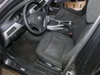Gebraucht BMW 320 150 PS (110 kW) 2006 Schwarz Kombi