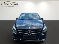 Gebraucht Mercedes B200 Urban 156 PS (114 kW) 2017 Kosmosschwarz Kleinwagen