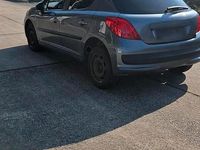 Gebraucht Peugeot 207 95 PS (69 kW) 2009 Grau Kleinwagen