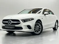 Gebraucht Mercedes A250 Style 218 PS (160 kW) 2021 Weiß Limousine