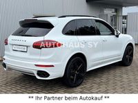 Gebraucht Porsche Cayenne 262 PS (192 kW) 2015 Weiß SUV