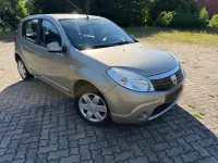 Gebraucht Dacia Sandero 75 PS (55 kW) 2011 Andere farben Kleinwagen