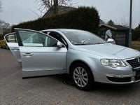 Gebraucht VW Passat 116 PS (85 kW) 2007 Silber Limousine