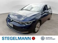 Gebraucht VW Golf VIII Style 131 PS (96 kW) 2024 Blau Limousine