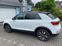 Gebraucht VW T-Roc Move 150 PS (110 kW) 2024 Weiß SUV