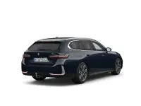 Gebraucht BMW 520 M Sport 197 PS (144 kW) 2025 Schwarz Kombi