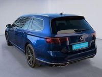 Gebraucht VW Passat Elegance 200 PS (147 kW) 2024 Lapiz blue metallic Kombi