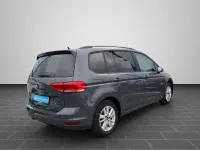 Gebraucht VW Touran Comfortline 150 PS (110 kW) 2025 Delfingrau metallic (metallic) Van / Kleinbus