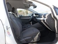 Gebraucht VW Golf VIII Move 150 PS (110 kW) 2024 Weiß Kleinwagen