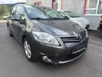 Gebraucht Toyota Auris Travel 90 PS (66 kW) 2012 Grau Limousine