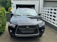 gebraucht Mitsubishi Outlander 4x4 Automatik/7-Sitzer