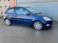 Gebraucht Ford Fiesta 80 PS (58 kW) 2002 Blau Kleinwagen