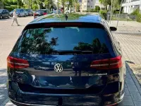 Gebraucht VW Passat Highline 150 PS (110 kW) 2017 Blau Kombi