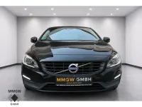 Gebraucht Volvo V60 Kinetic 150 PS (110 kW) 2015 Schwarz Kombi