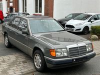 Gebraucht Mercedes 200 75 PS (55 kW) 1992 Grau Limousine