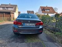 Gebraucht BMW 320 184 PS (135 kW) 2013 Grau Limousine