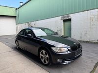 Gebraucht BMW 320 Sport Line 184 PS (135 kW) 2010 Schwarz Coupé