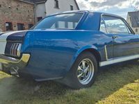 Second-hand Ford V8 200 CP (147 kW) 1965 Negru Coupe