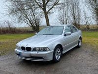 Gebraucht BMW 525 192 PS (141 kW) 2003 Silber Limousine