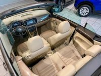 Gebraucht VW Beetle Cabriolet 160 PS (117 kW) 2014 Braun Cabrio