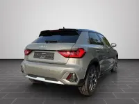 Neu Audi A1 Advanced 116 PS (85 kW) 2026 Grau SUV