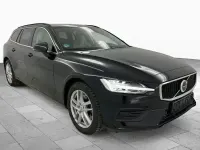 Gebraucht Volvo V60 Core 197 PS (144 kW) 2023 Black stone Kombi