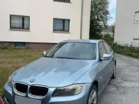 Gebraucht BMW 318 143 PS (105 kW) 2009 Blau Limousine