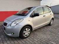 Gebraucht Toyota Yaris 69 PS (50 kW) 2008 Grau Kleinwagen