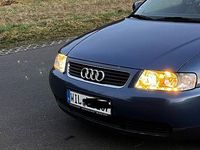 Gebraucht Audi A3 Ambiente 102 PS (75 kW) 2001 Blau Kleinwagen