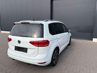 Gebraucht VW Touran Join 150 PS (110 kW) 2019 Weiß Van / Kleinbus